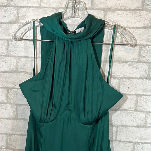 Selfie Leslie hunter green  promises halter necklace fluted hem dress Size Large - Picture 3 of 14